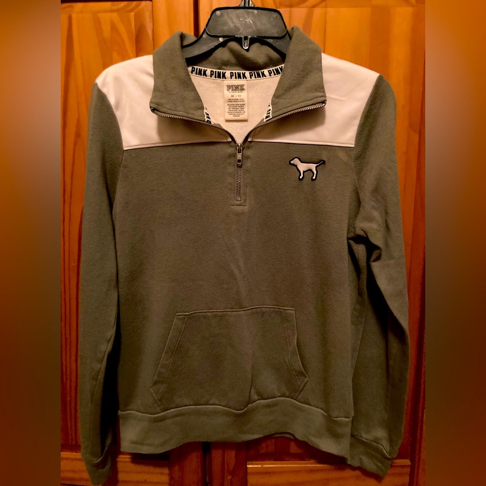 PINK College Sytle Long sleeve green and white sweatshirt